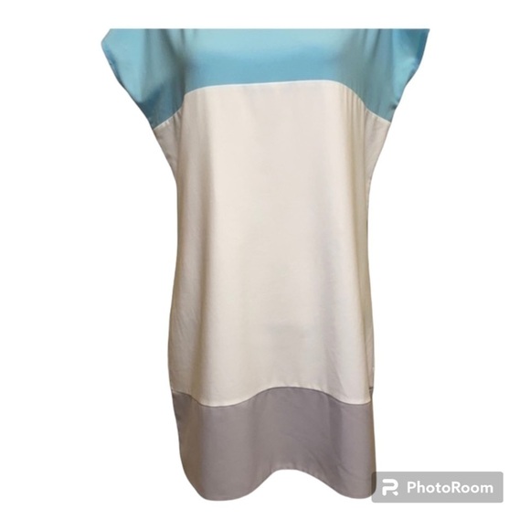 Lulu’s Block Dress Mini - Picture 4 of 10